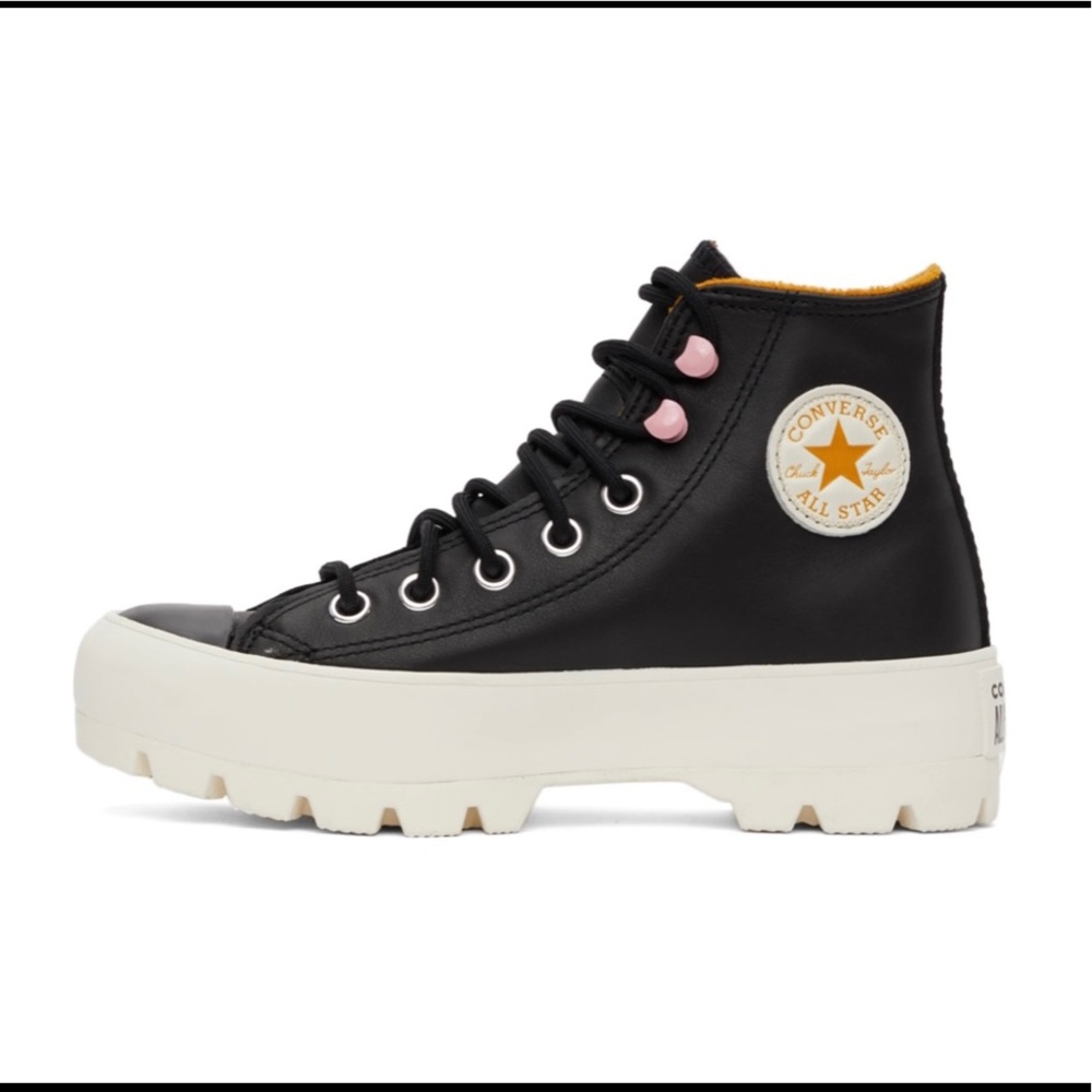 Chuck Taylor All Star Lugged Winter Hi Sneakers